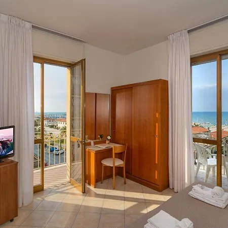 Hotel Brunella Lido di Camaiore