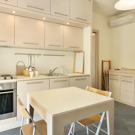 Ξενοδοχείο Brunella Λίντο ντι Καμαϊόρε