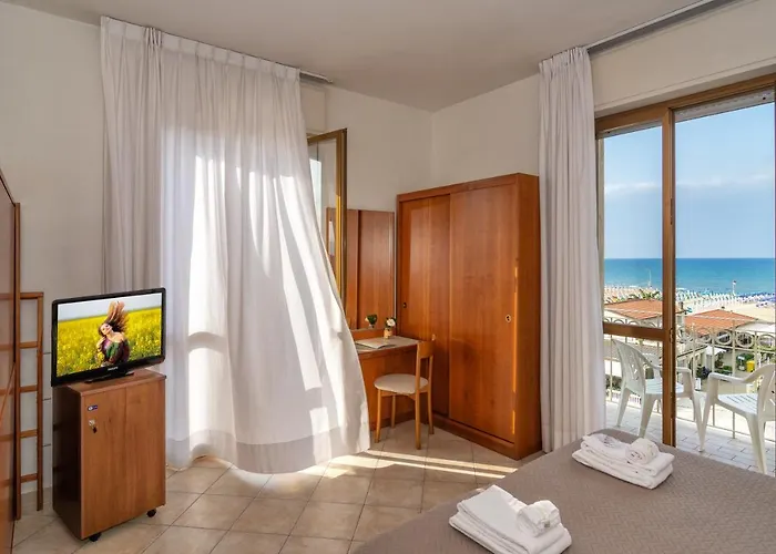 Brunella Ξενοδοχείο Λίντο ντι Καμαϊόρε