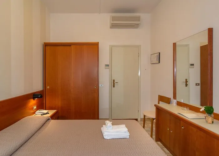 Ξενοδοχείο Brunella 3*